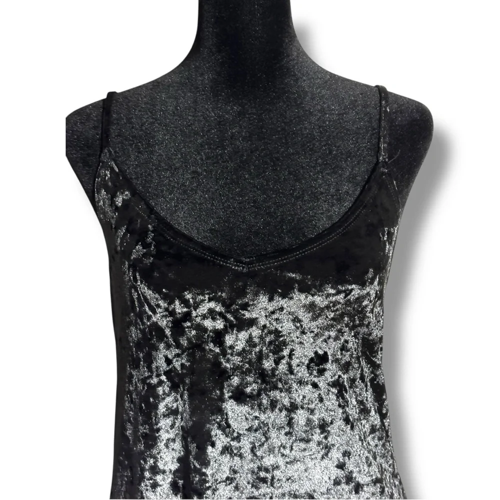 Hollister Black Velvet Sleeveless Adjustable Straps Soft Mini Slip Dress - Picture 4 of 16